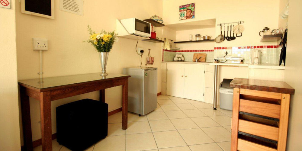 Guest house On Buckingham 3*