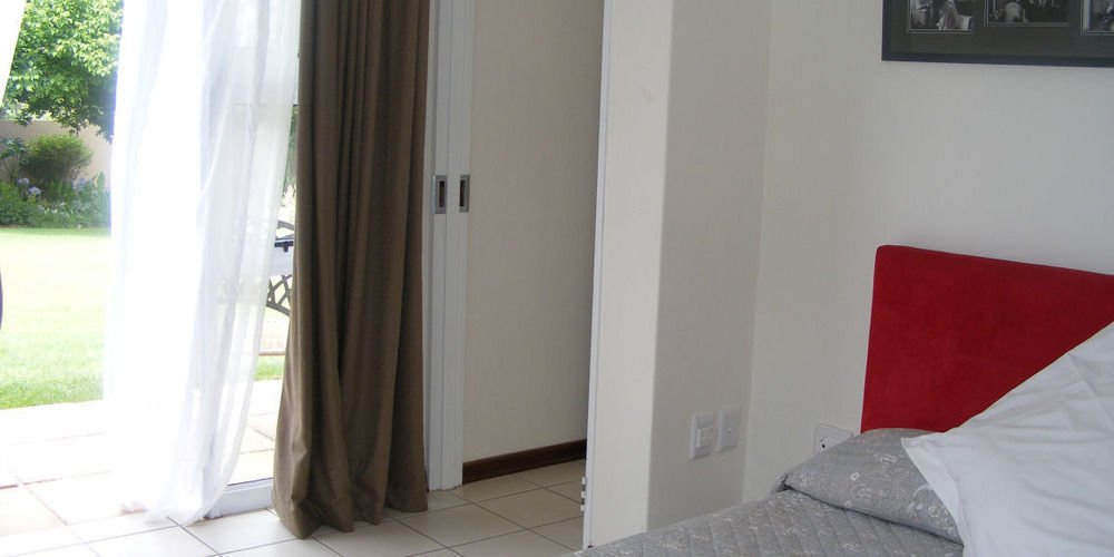 On Buckingham 3* Johannesburg